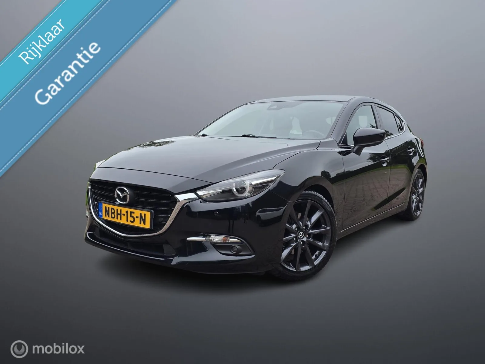 Mazda 3 (2017) — foto 1