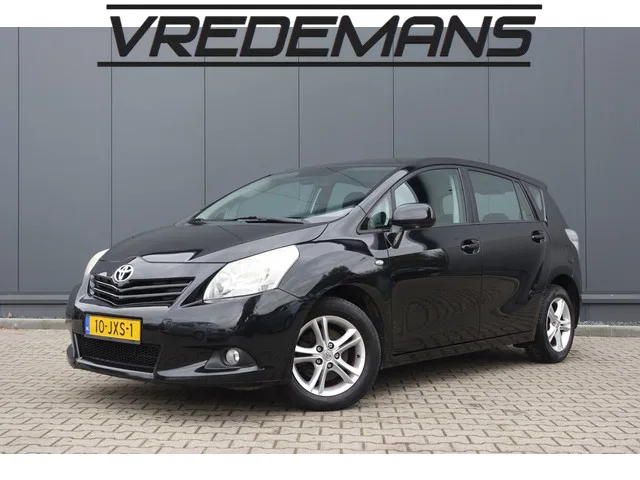 Toyota Verso (2009) — foto 1
