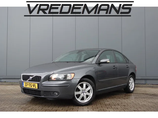 Volvo S40 (2006) — foto 1
