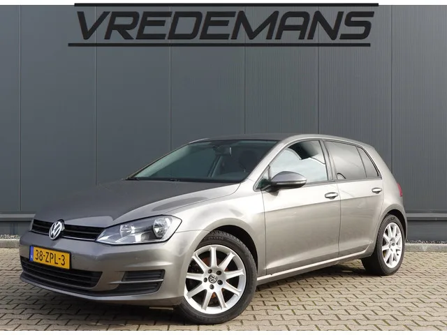 Volkswagen Golf (2013) — foto 1