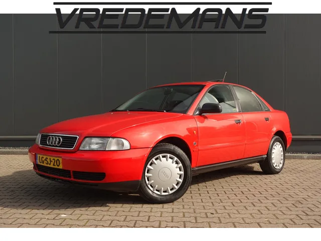 Audi A4 (1995) — foto 1