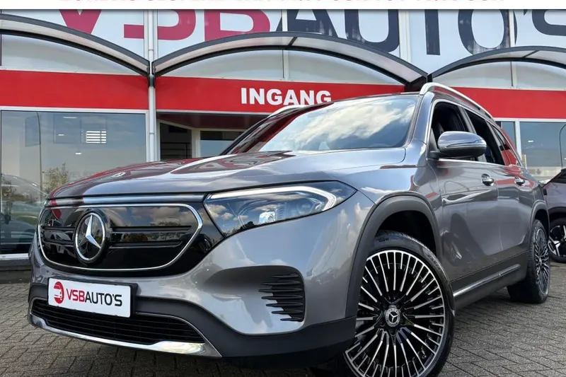 Mercedes-Benz EQB (2023)