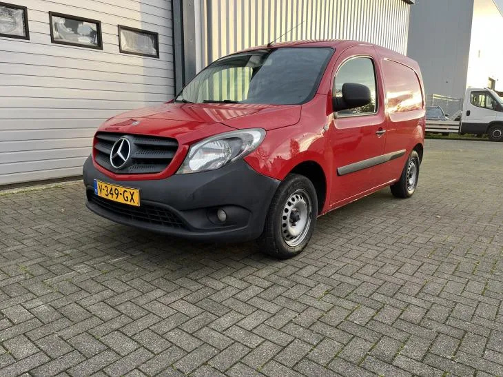 Mercedes-Benz Citan (2017) — foto 1