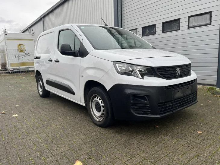 Peugeot Partner (2022) — foto 1