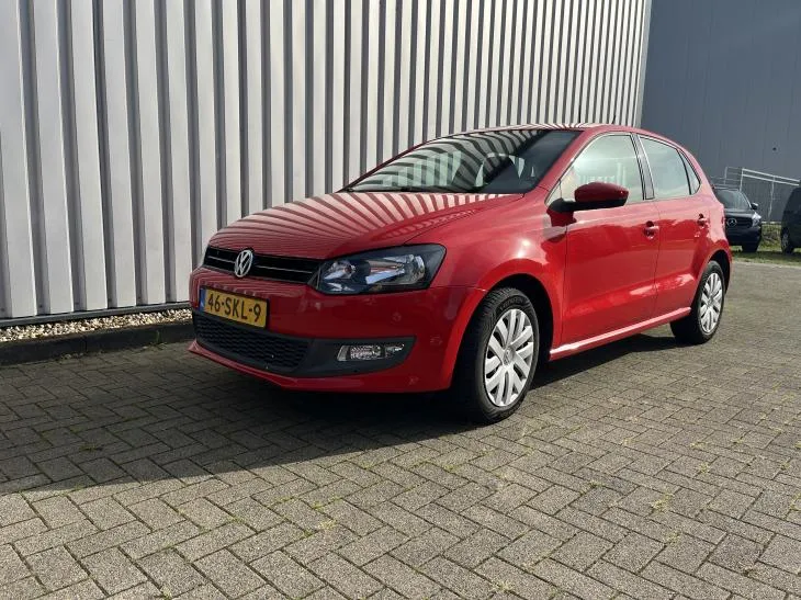 Volkswagen Polo (2011) — foto 1