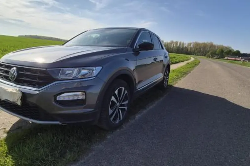 Volkswagen T-Roc (2019)