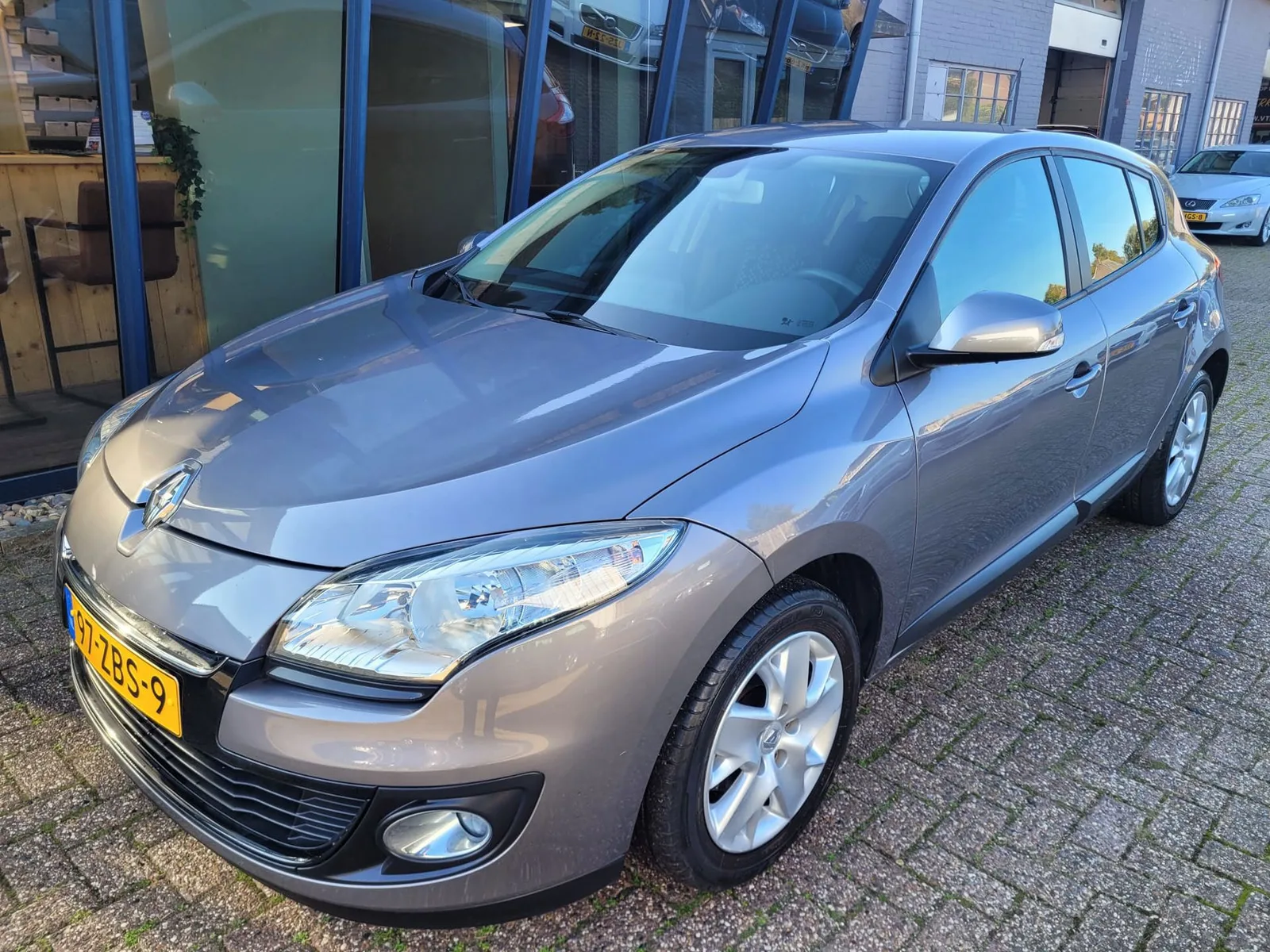 Renault Mégane (2012) — foto 1