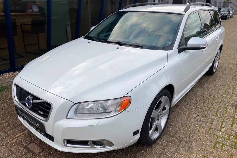 Volvo V70 (2010)