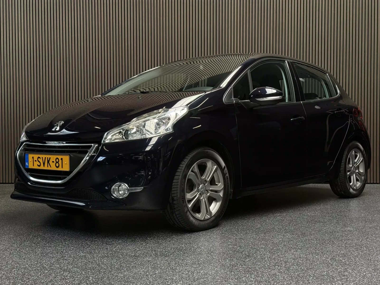 Peugeot 208 (2013) — foto 1