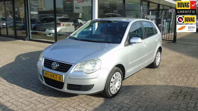 Volkswagen Polo (2009) — foto 1