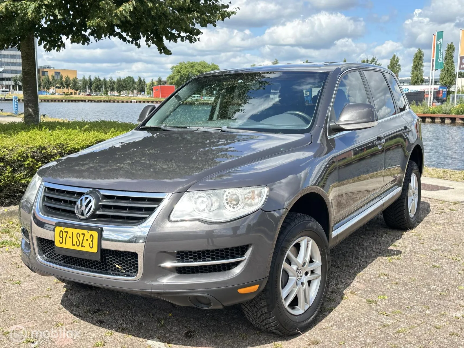 Volkswagen Touareg (2008) — foto 1