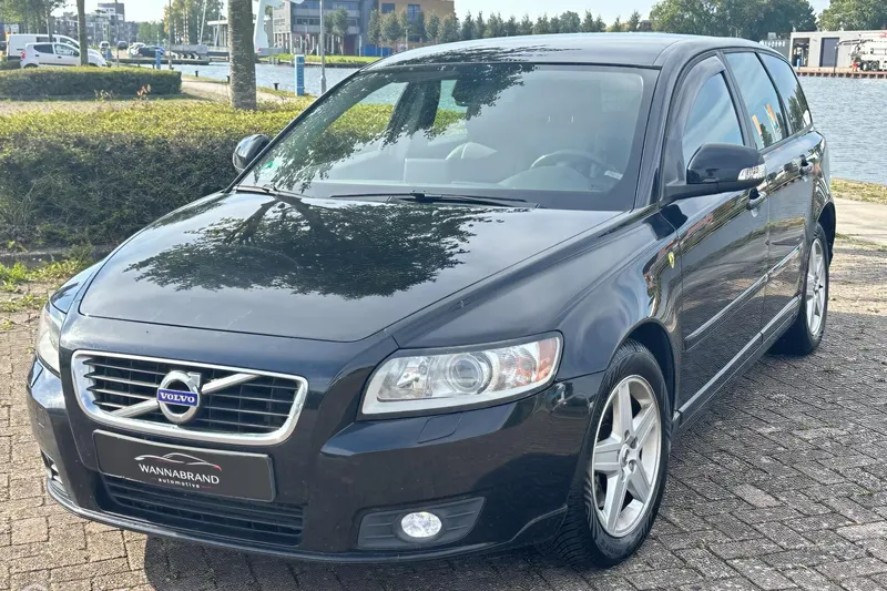 Volvo V50 (2012)