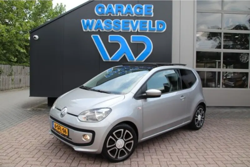 Volkswagen Up! (2013)
