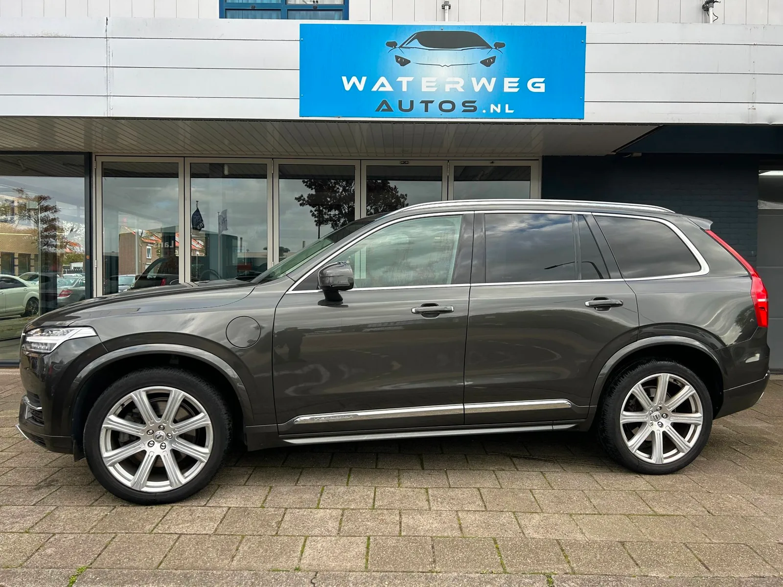 Volvo XC90 (2018) — foto 1