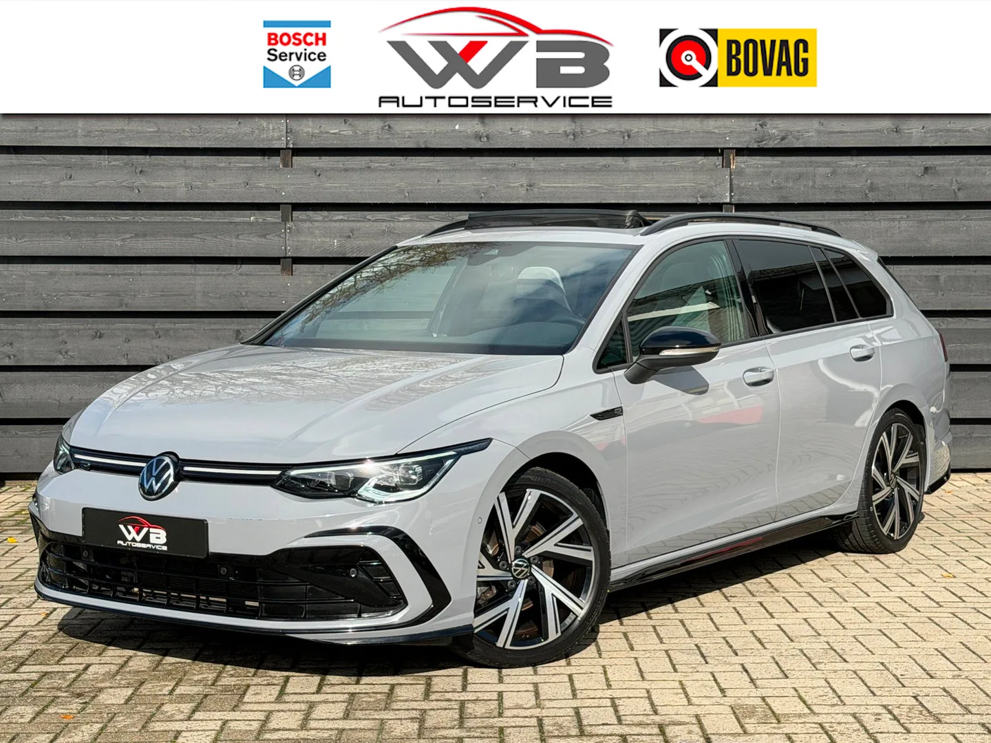 Volkswagen Golf (2022) — foto 1