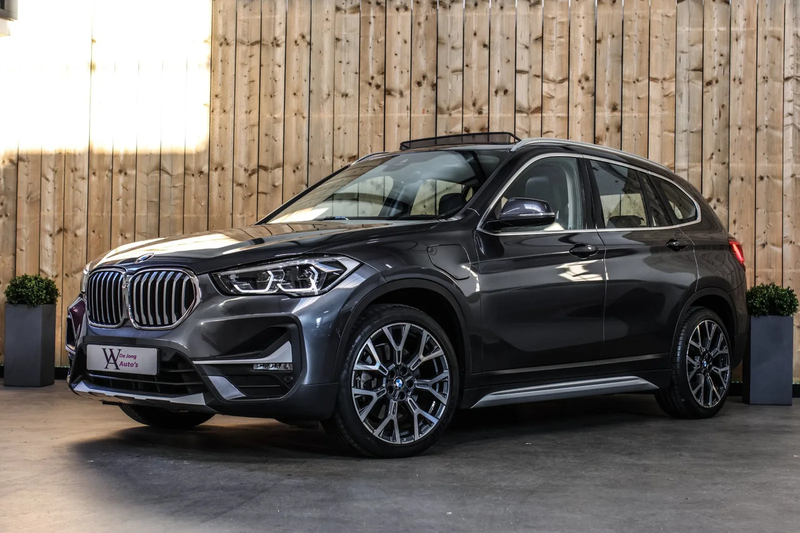 BMW X1 (2021) — foto 1