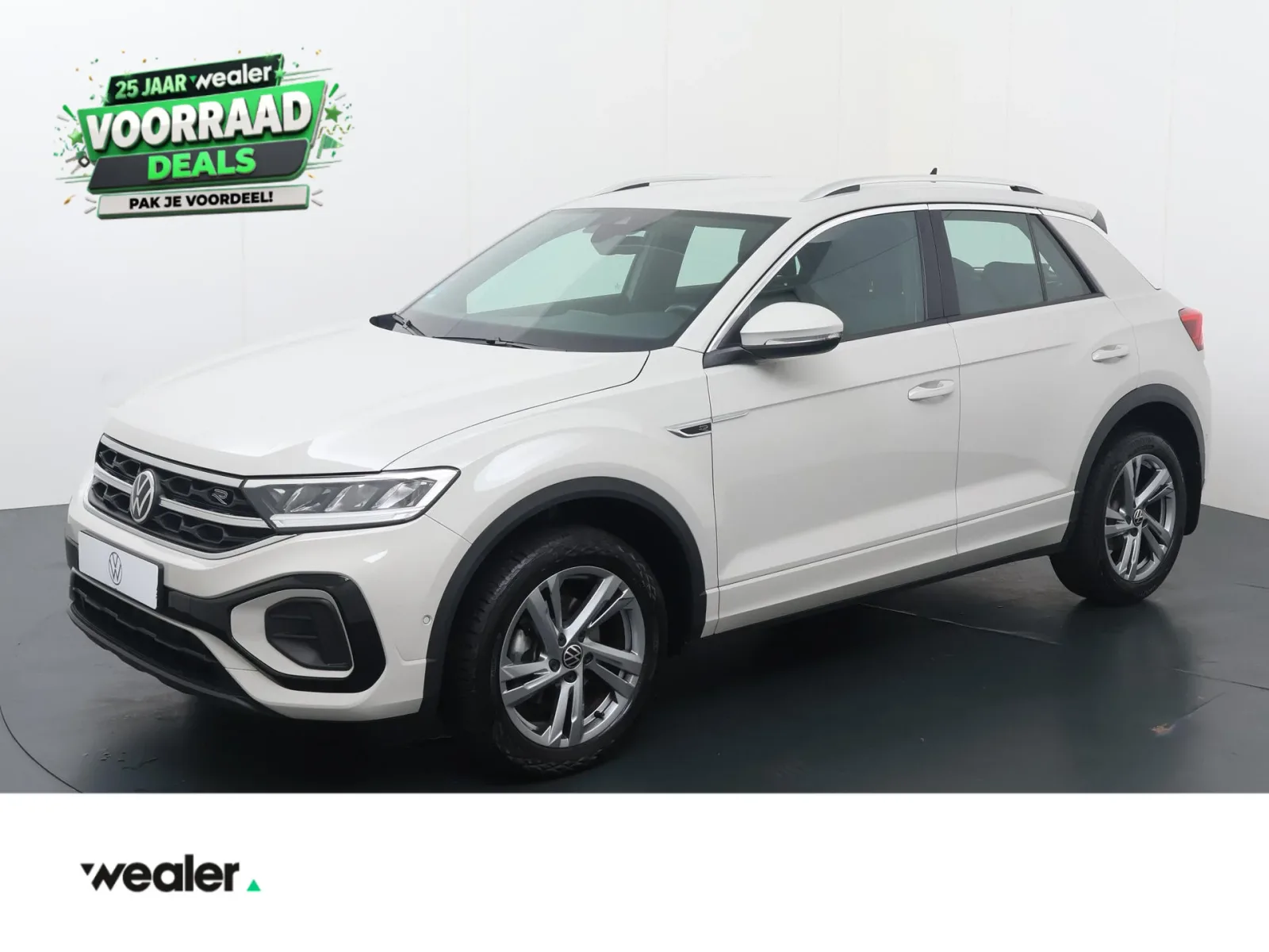 Volkswagen T-Roc (2024) — foto 1