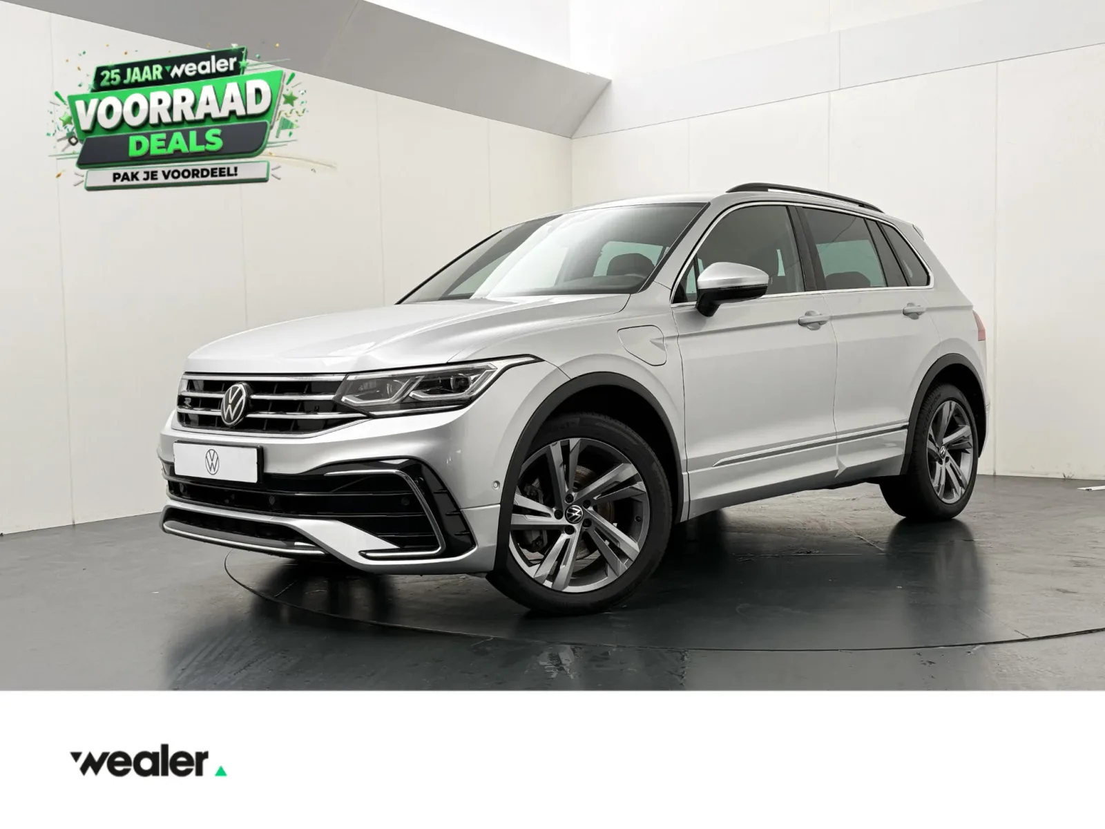Volkswagen Tiguan (2024) — foto 1