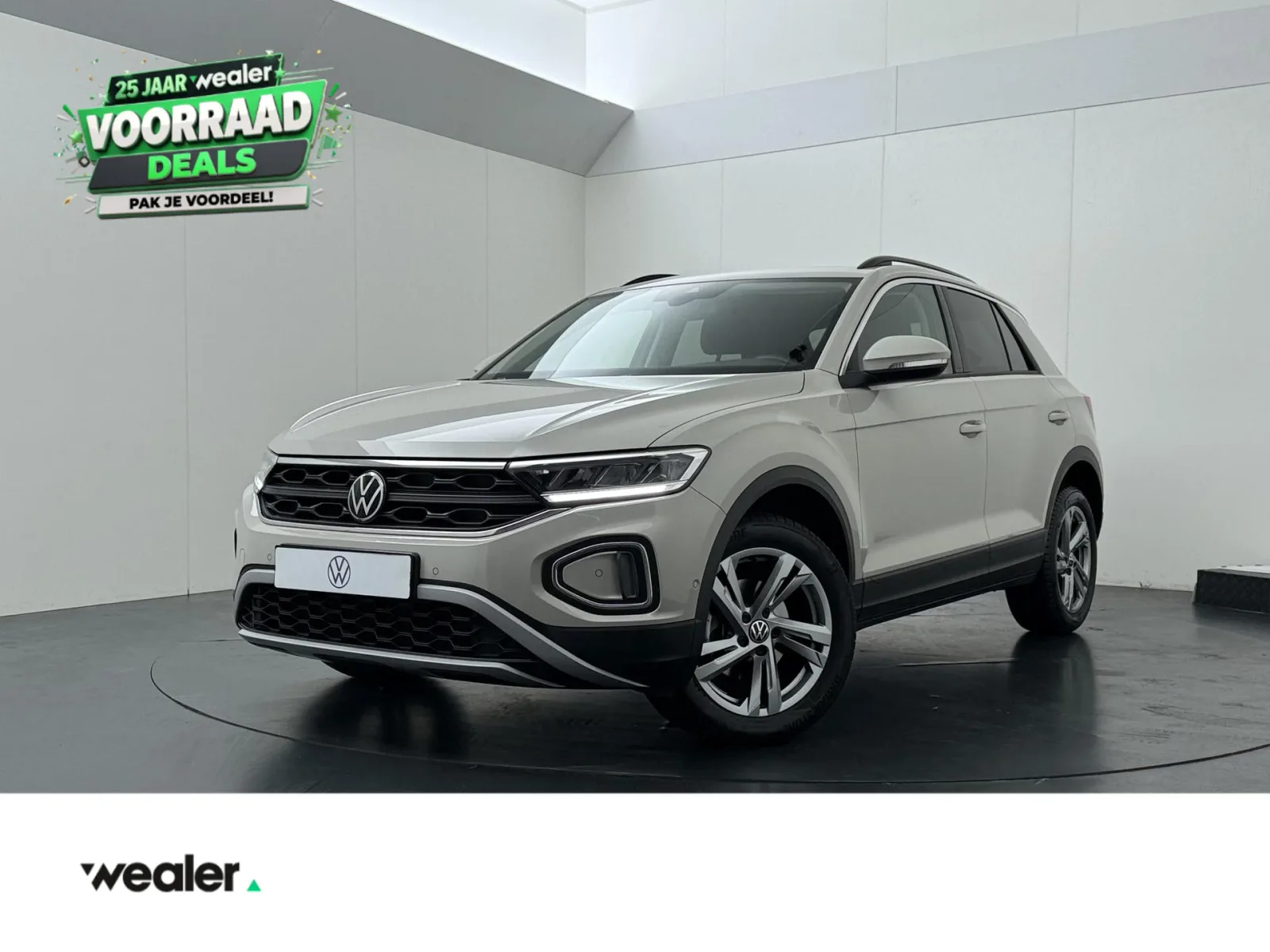 Volkswagen T-Roc (2022) — foto 1
