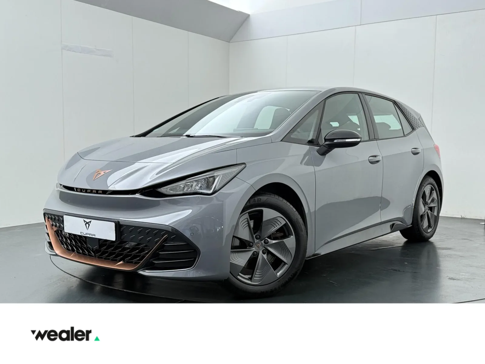 CUPRA Born (2024) — foto 1