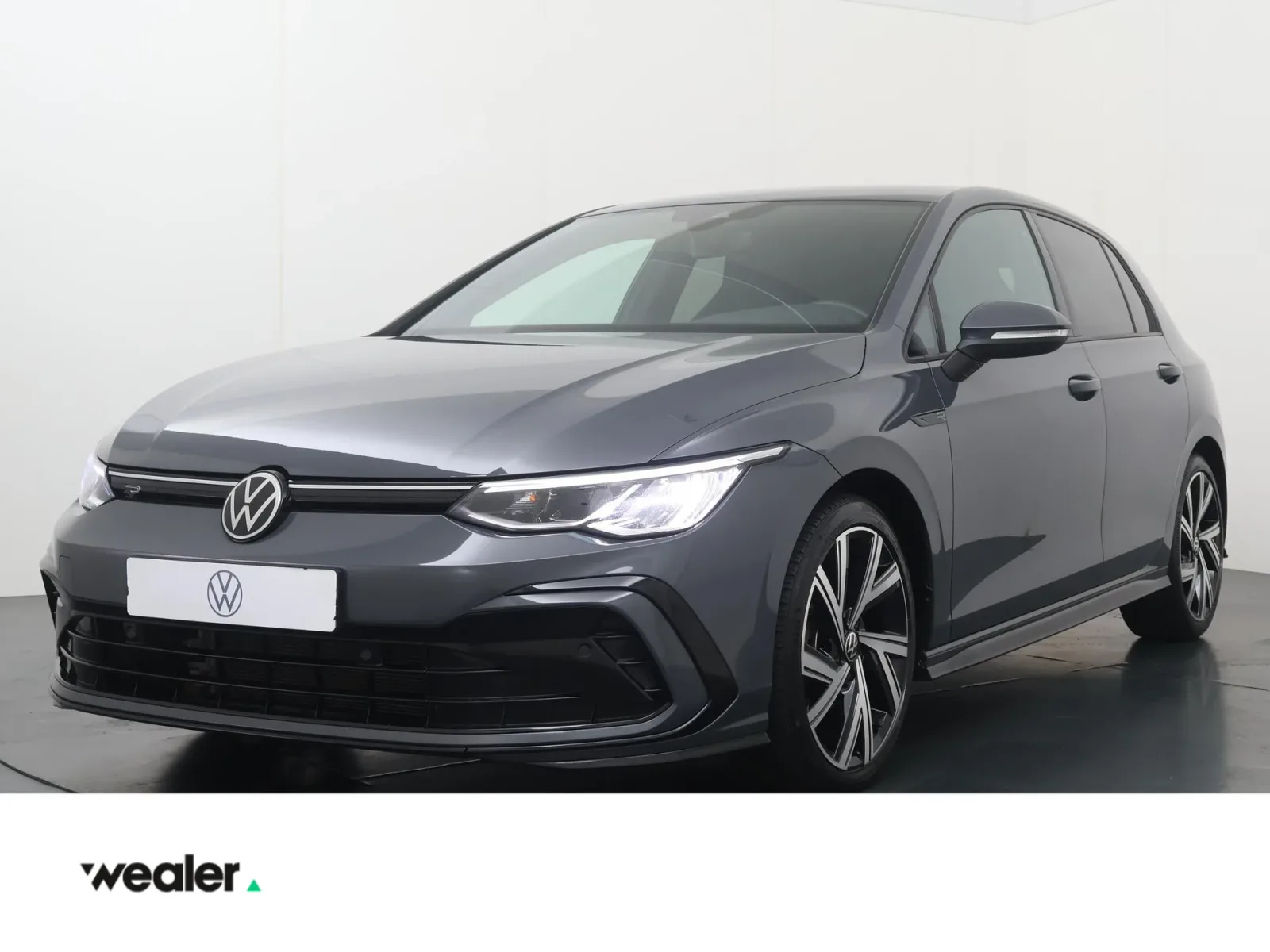 Volkswagen Golf (2022) — foto 1