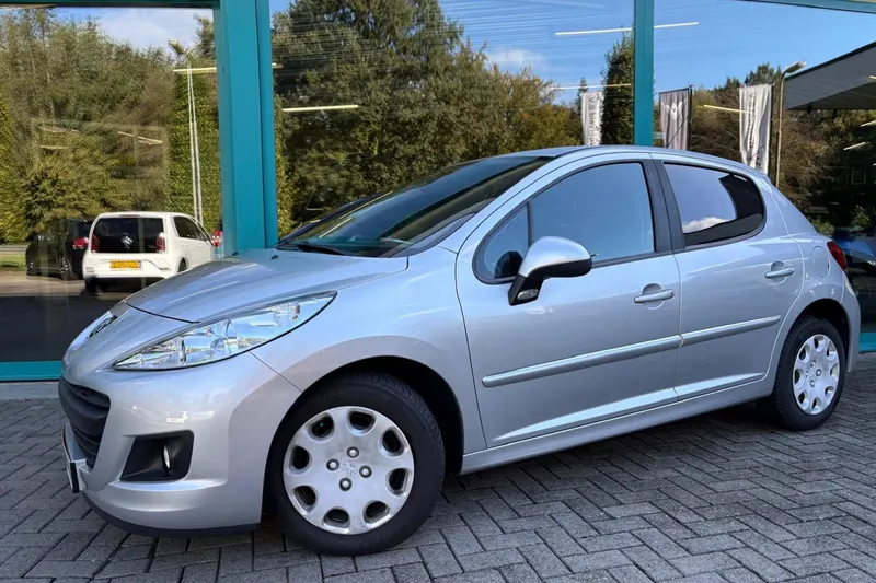 Peugeot 207 (2012)