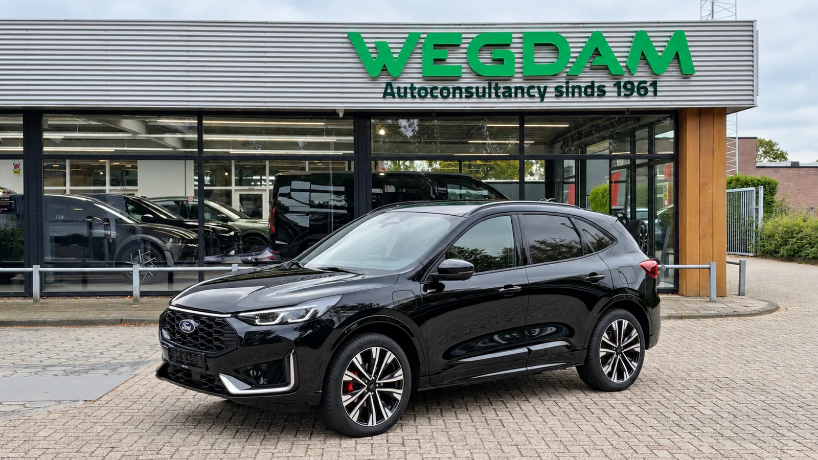 Ford Kuga (2025) — foto 1