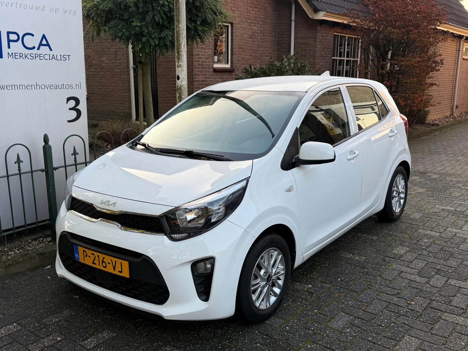 Kia Picanto (2022) — foto 1