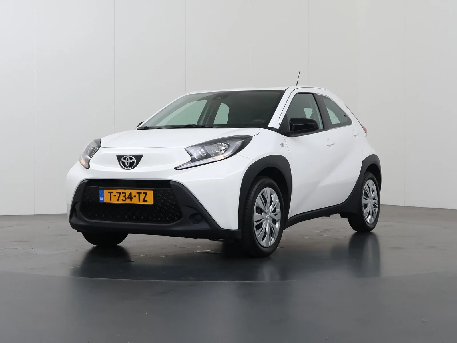 Toyota Aygo X (2023) — foto 1