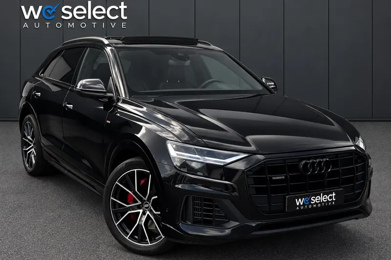 Audi Q8 (2021)