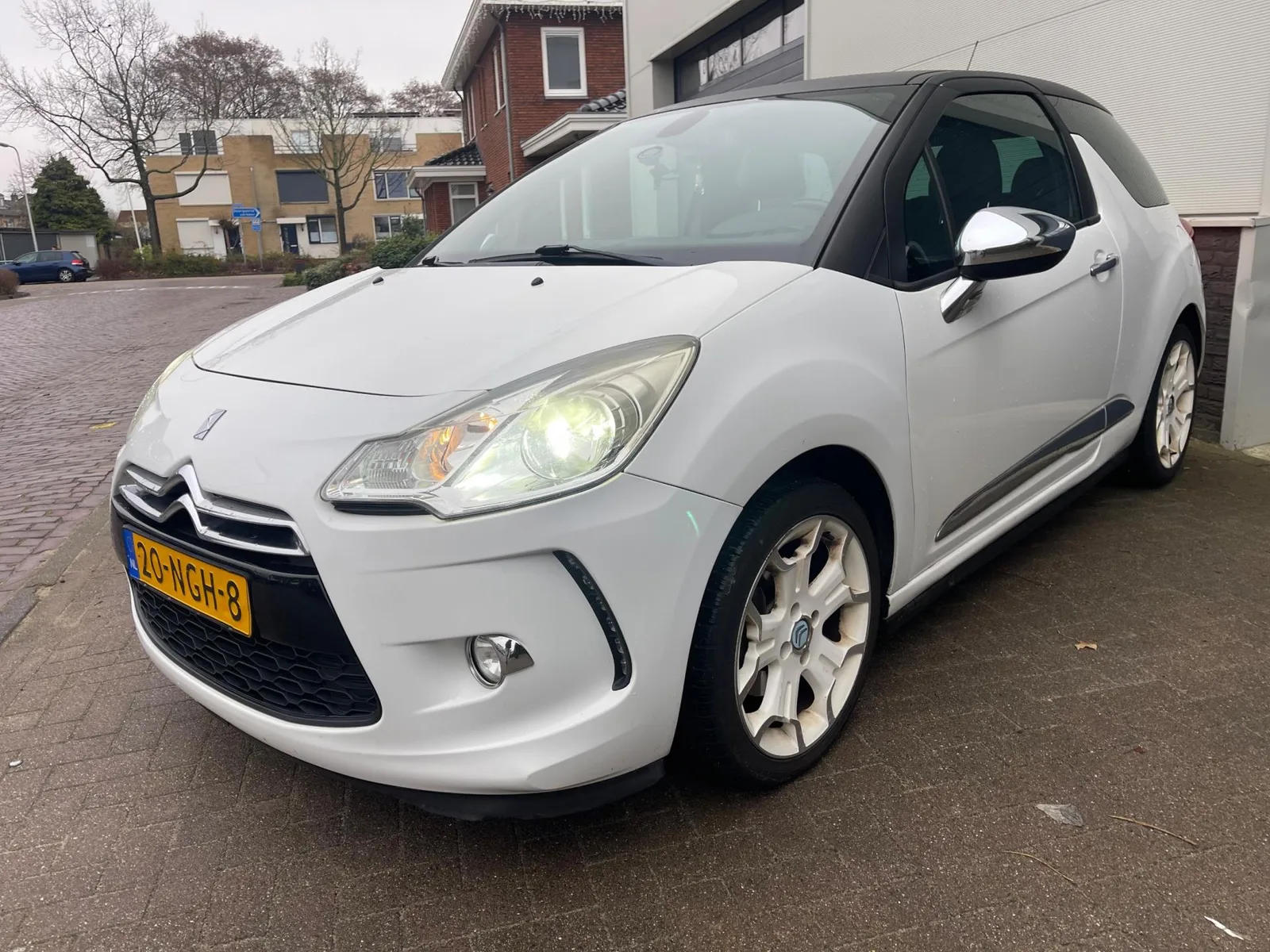 Citroën DS3 (2010) — foto 1
