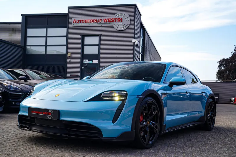 Porsche Taycan Cross Turismo (2021)
