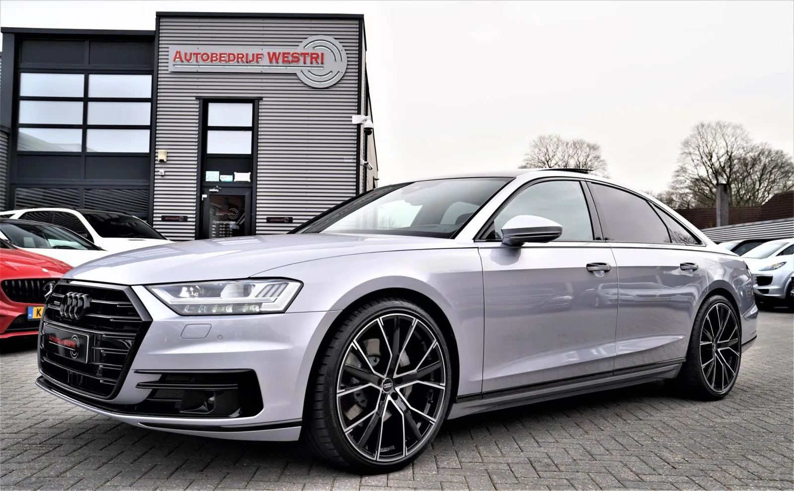 Audi A8 (2018) — foto 1