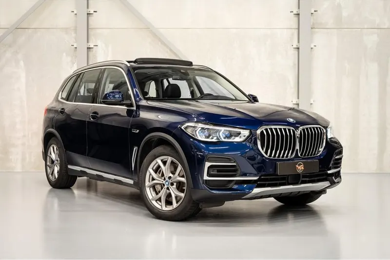 BMW X5 (2021)