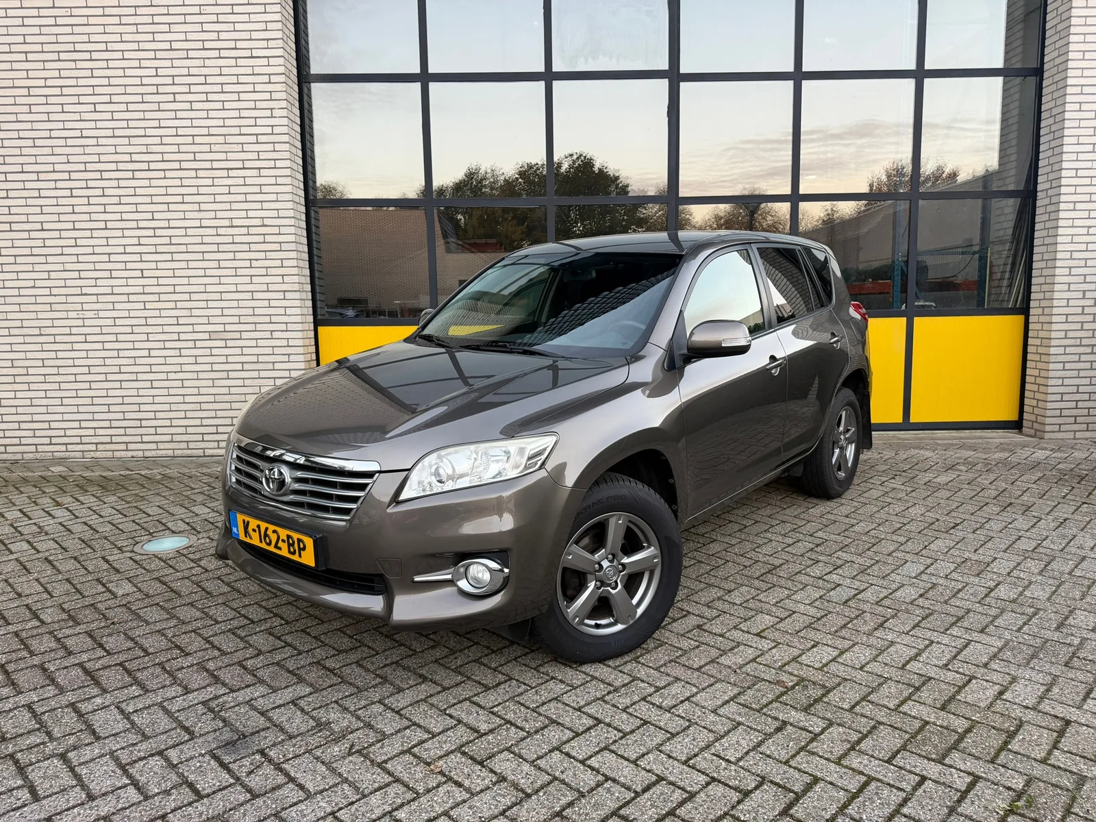 Toyota RAV4 (2012) — foto 1