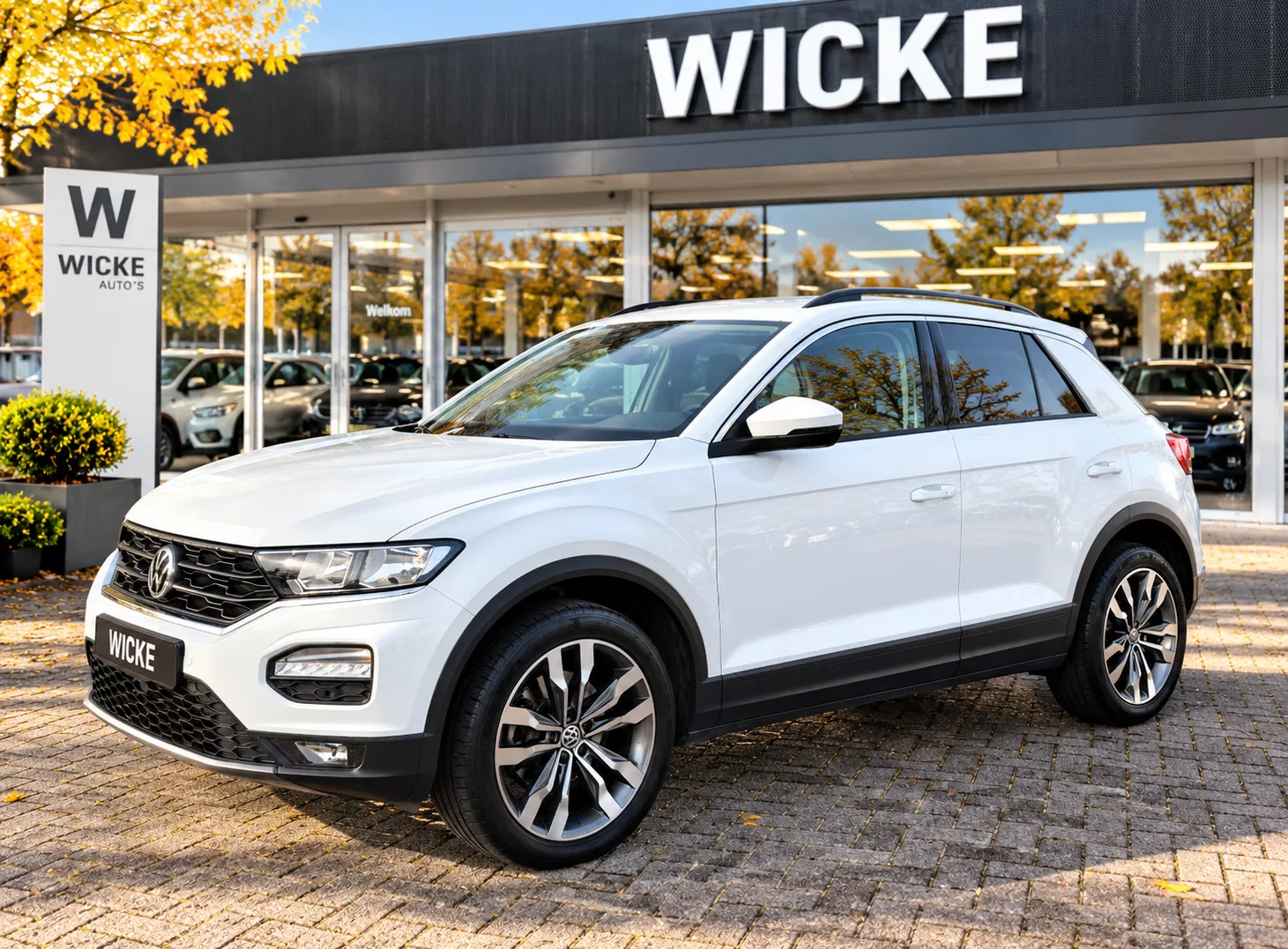 Volkswagen T-Roc (2018) — foto 1