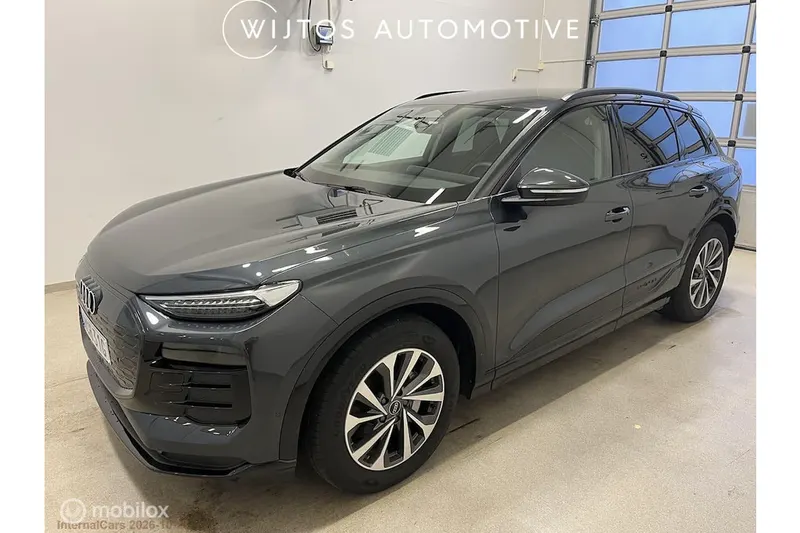 Audi Q6 e-tron (2025)