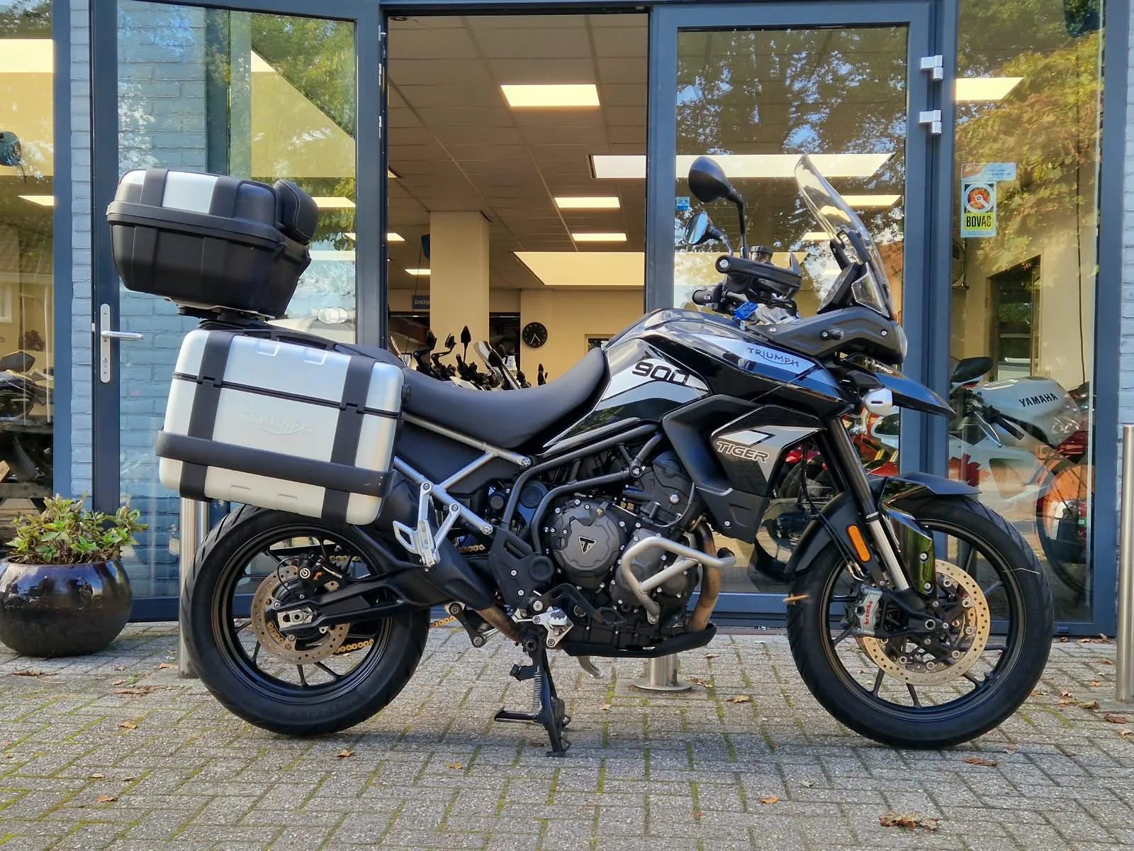 Triumph Tiger 900 (2023) — foto 1