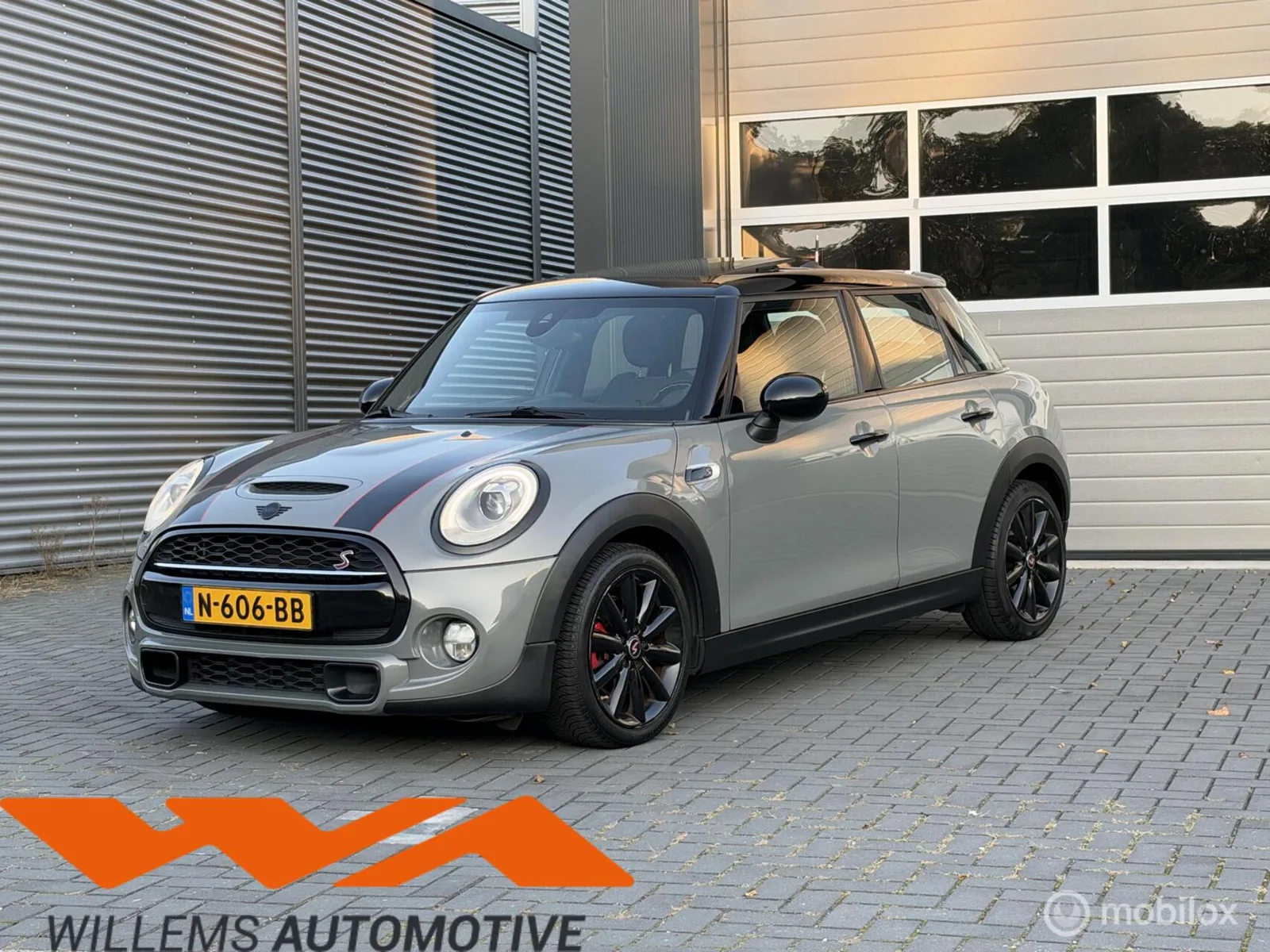 MINI Cooper (2016) — foto 1