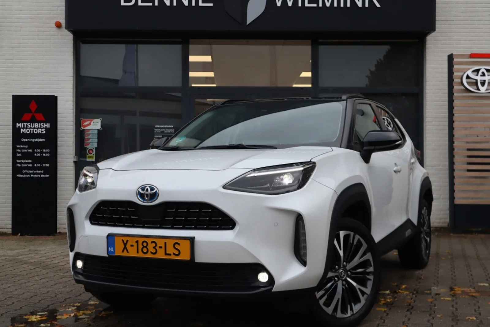 Toyota Yaris Cross (2024) — foto 1