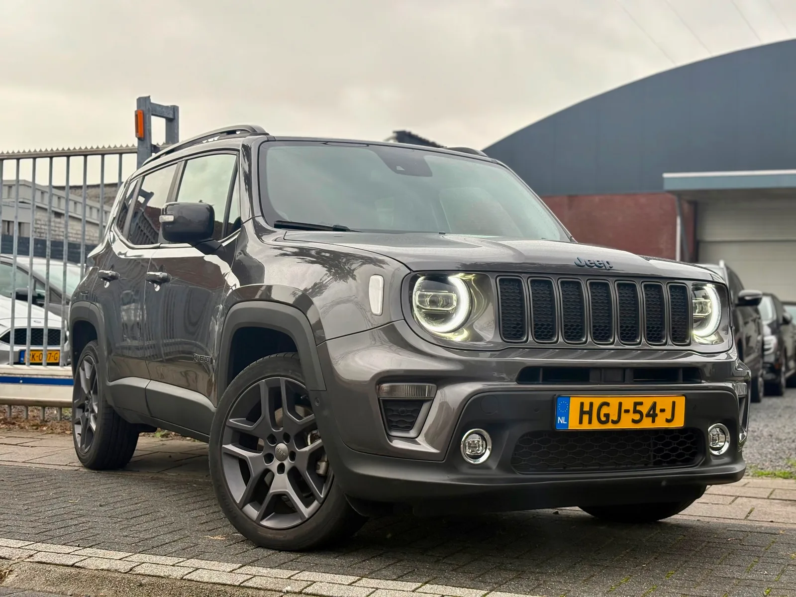 Jeep Renegade (2020) — foto 1