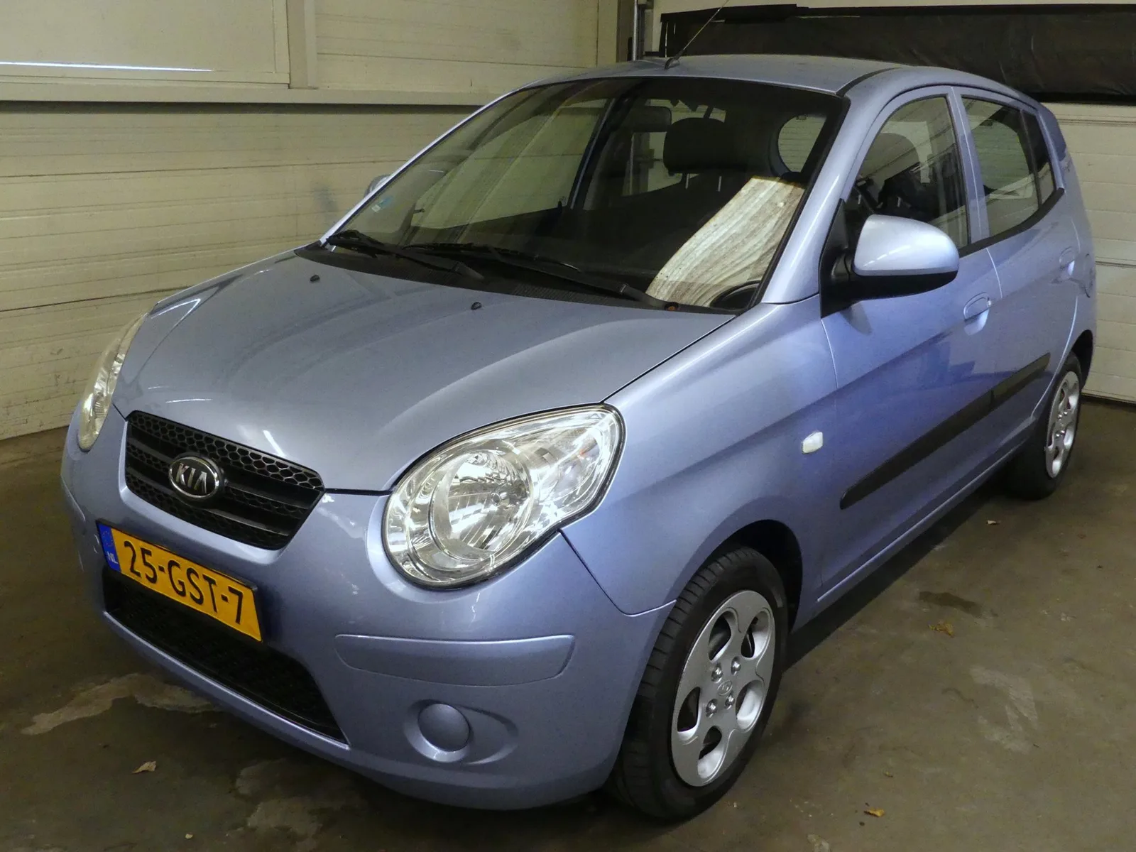 Kia Picanto (2008) — foto 1