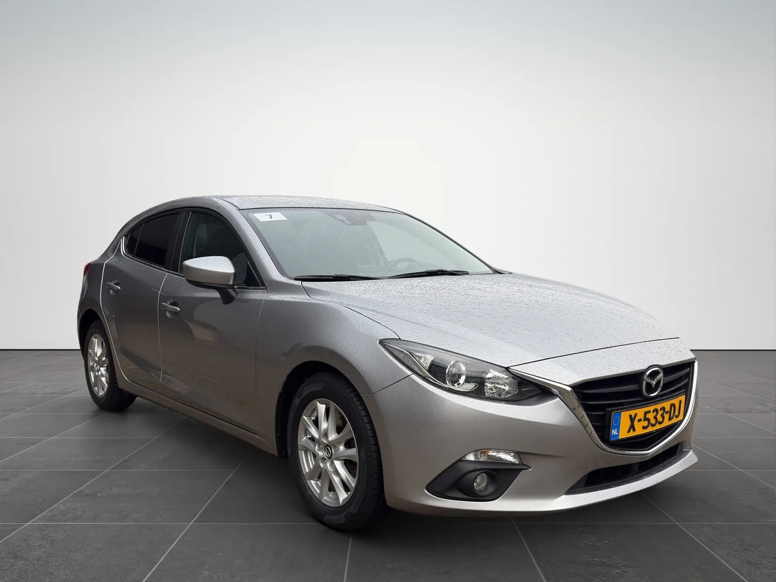 Mazda 3 (2015) — foto 1