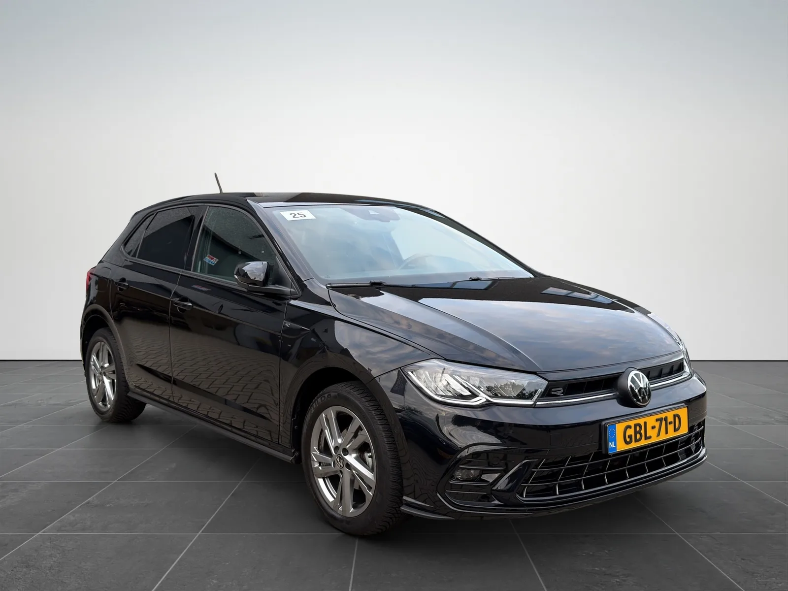 Volkswagen Polo (2023) — foto 1