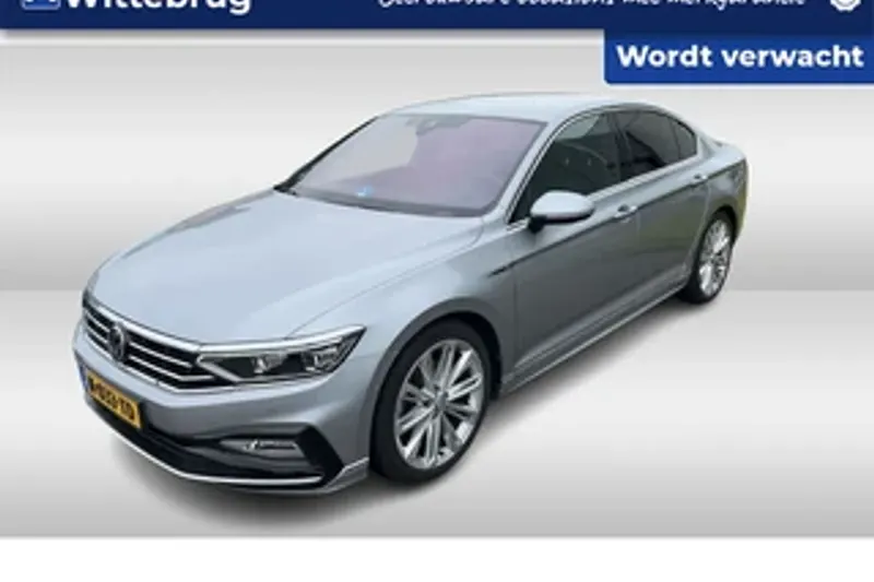 Volkswagen Passat (2022)