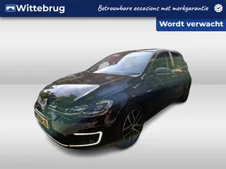 Volkswagen e-Golf (2020) — foto 1
