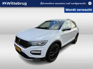 Volkswagen T-Roc (2021) — foto 1