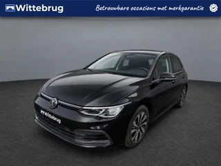 Volkswagen Golf (2022) — foto 1