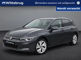 Volkswagen Golf (2022) — foto 1