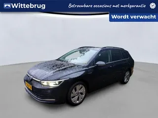 Volkswagen Golf (2021) — foto 1